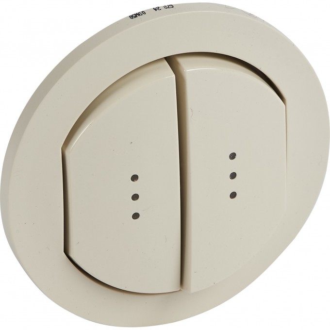 Лицевая панель LEGRAND Celiane для переключателей Кат. № 2x0 670 01/31 IP 44 слоновая кость 067824