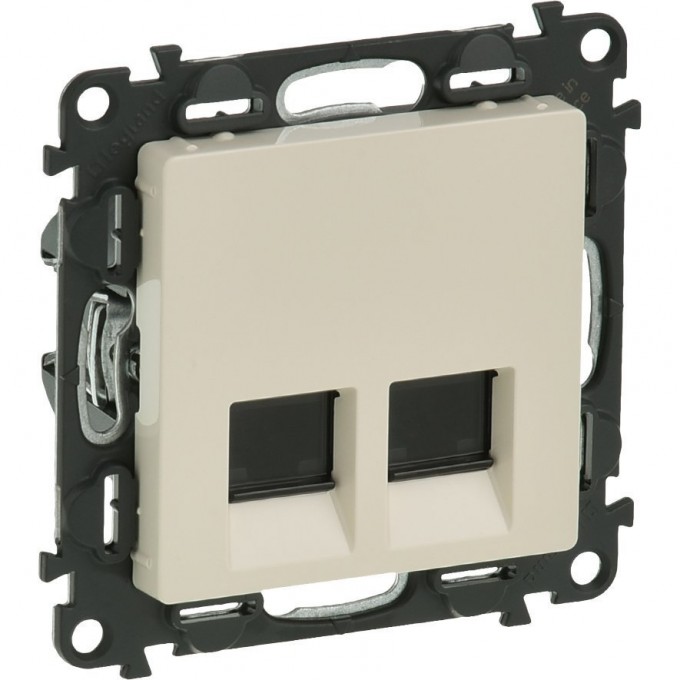 Информационная розетка LEGRAND Valena LIFE двойная RJ45 Кат.5е UTP с лицевой панелью слоновая кость 753541