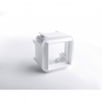 Адаптер LEGRAND Quteo для механизмов 45х45 IP 20 белый