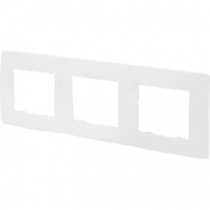 Рамка LEGRAND Etika 3 поста белый 672503